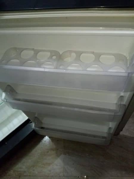 haier refrigerator medium size 4