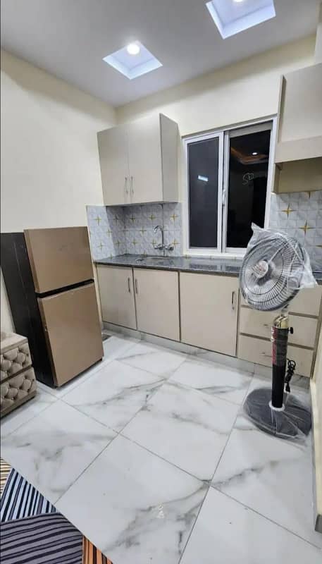 01 BED LUXURY FURNISHED STUDIO AVAILBLE FOR RENT AT GULBERG GREEEN ISLAMABAD 6