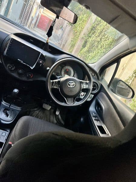 Toyota Vitz 2018 12