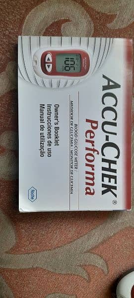 Accu-chek blood sugar monitor with box 6