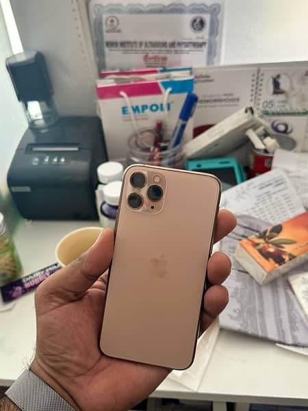 Iphone 11 pro 64gb non pta Factory Unlocked Urgent Sale! 1