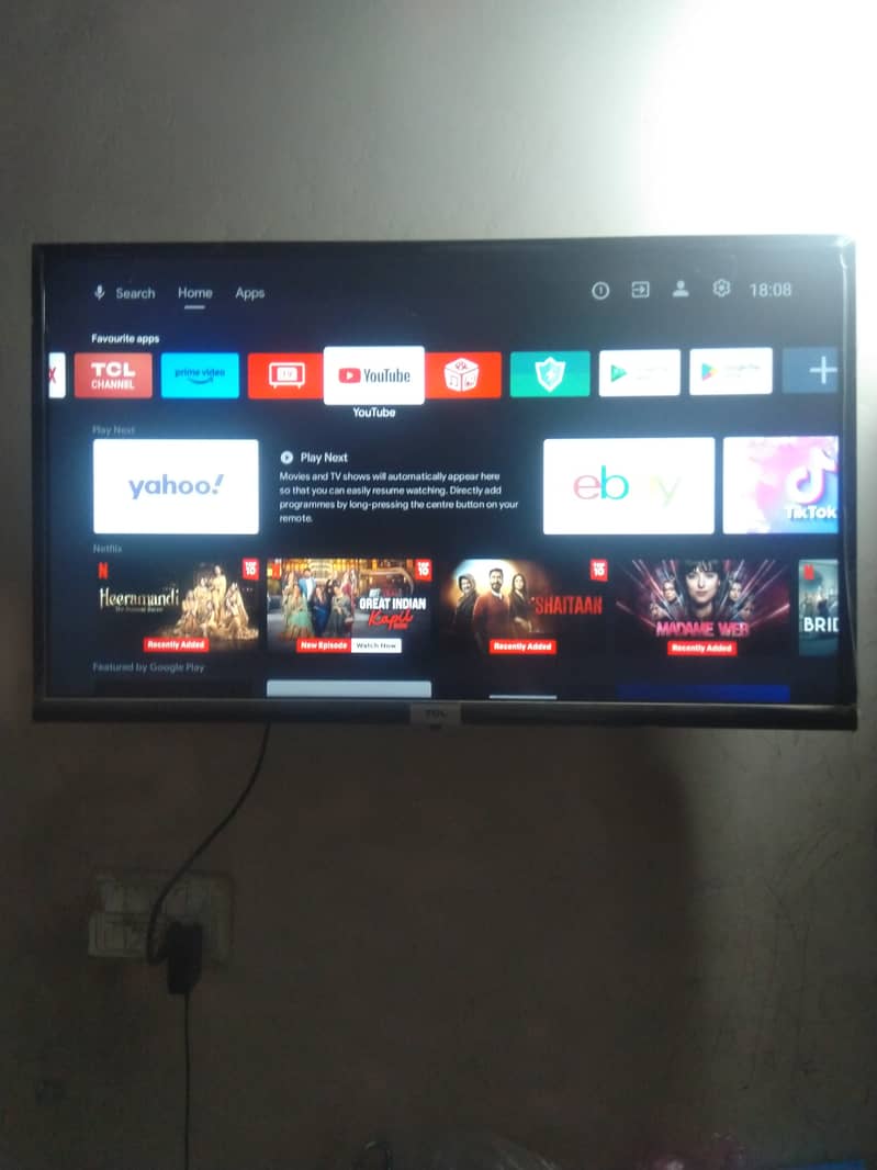 Smart android TV 1