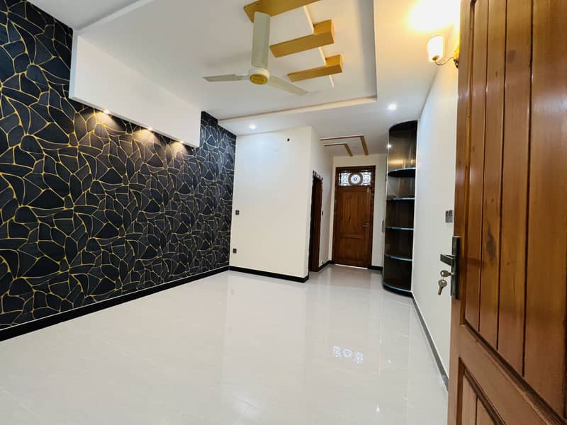 Brand New House For Sale In I 11/1 Near To Meter cash and carry 7