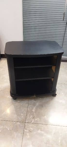 computer table/ tv table for sale 3
