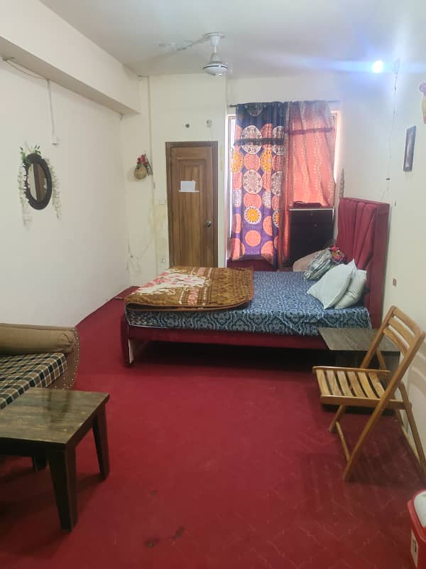 Studeo furnished flat available for per day 7