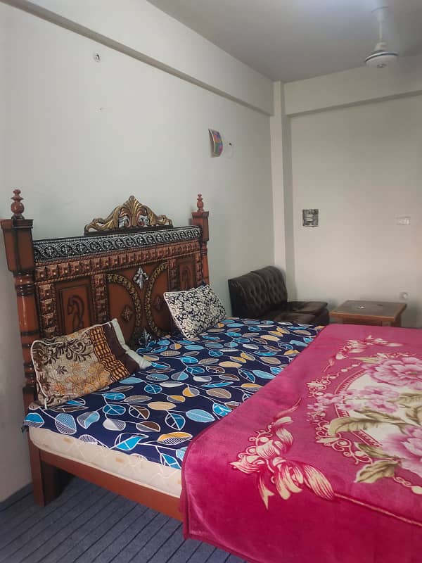 Studeo furnished flat available for per day 8