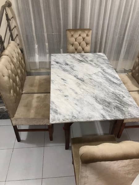 dining table urgent sale 2