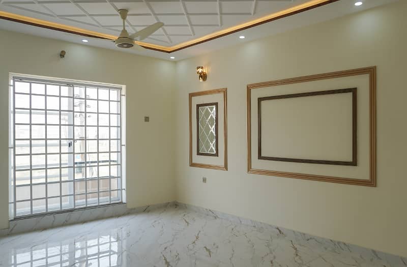 10 Marla Brand New House For Sale In LDA Avenue 1 Super Hot Location Solid Construction Price Negotiable 44