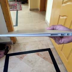 laptop MacBook Air Core i5 13.3 inch, 4GB RAM, 128GB Silver