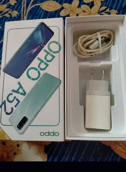 oppo a52 with box and charger 0