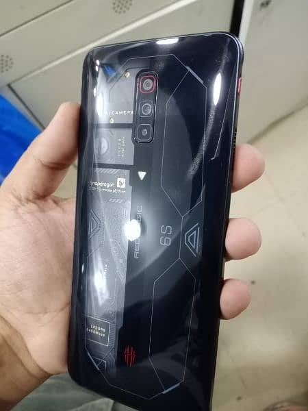 Red Magic 6s Pro Ghost special edition 5
