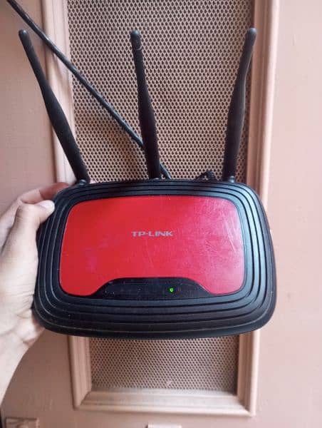 used TP-Link WiFi modem with 3 antennas for sale: 1