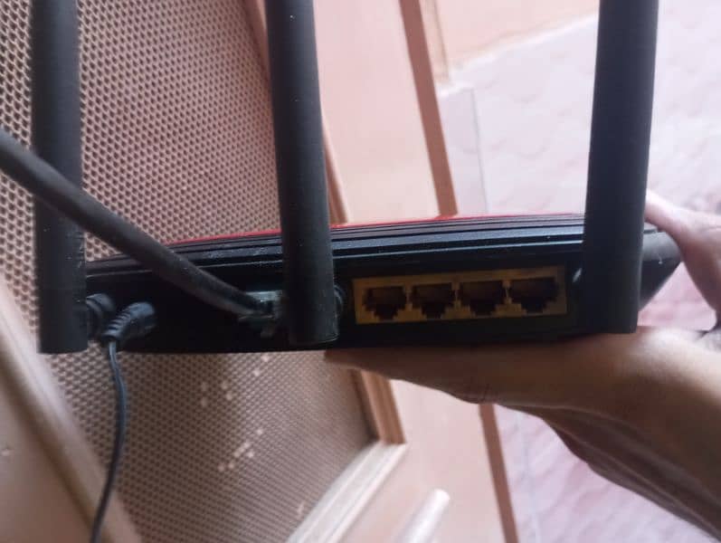 used TP-Link WiFi modem with 3 antennas for sale: 3