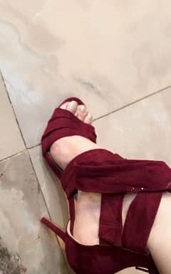 brand new heels