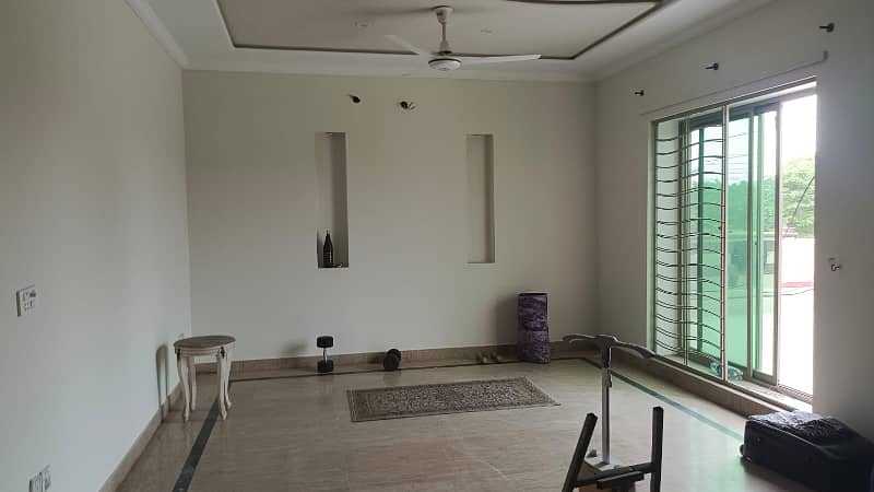 1 Kanal Double Unit Bungalow Available For Rent In DHA Phase 4 Block DD 20