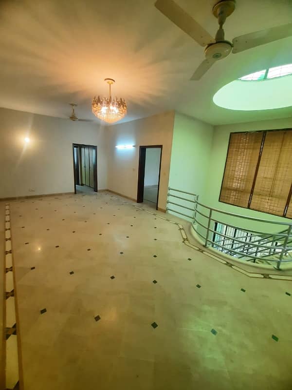 1 Kanal Double Unit House For Rent in DHA Phase 1 Block L Near H Market 27