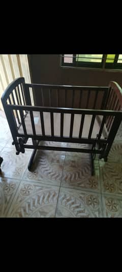 Tinnies baby crib(without mattress) 0