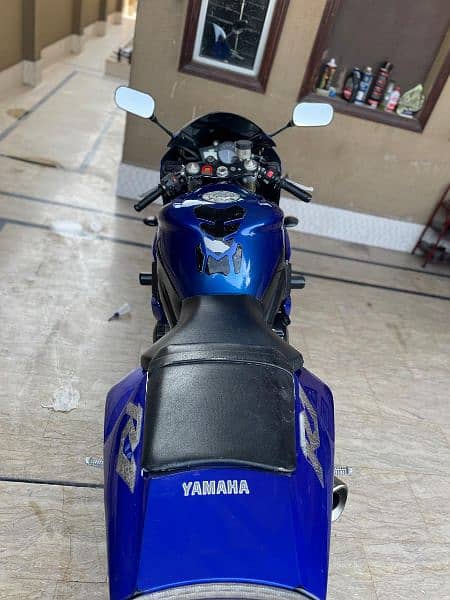 Yamaha YZF-R1 2018 6