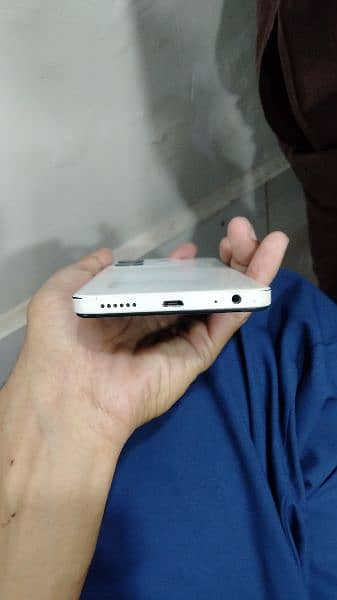 infinix Smart 7 10/8 condition 7+64gb with box 1