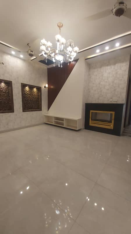 Brand New 10 Marla Low Budget House is in Bahria Town Lahore LDA Approaved Area 1