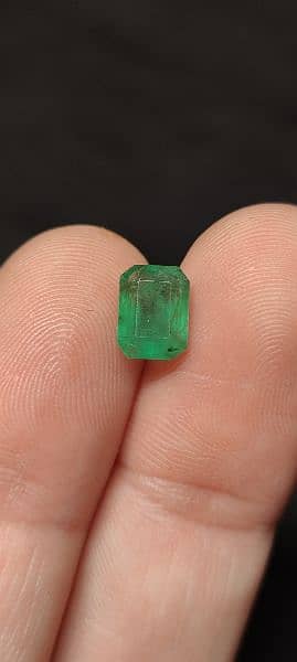 Emerald زمرد (Panna) 100% natural original Gemstone top quality piece 1