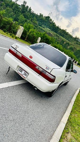 Toyota Corolla XE 2001 0