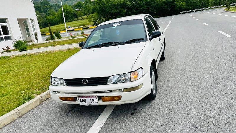 Toyota Corolla XE 2001 11