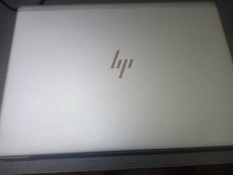 HP EiteBook 840 G5 1