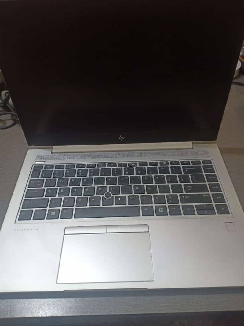 HP EiteBook 840 G5 4