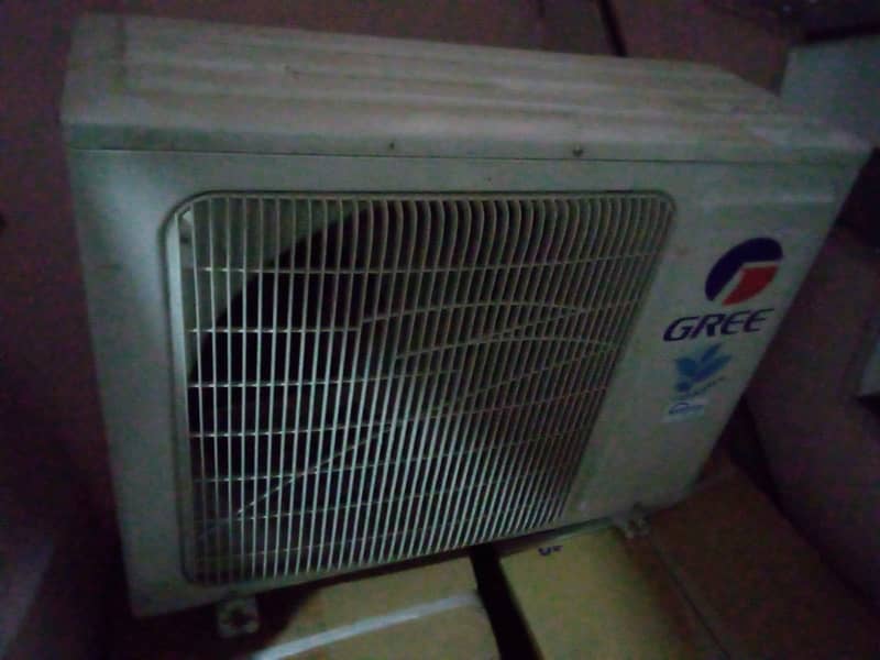 1 ton inverter Gree (12CITH11B)Air conditioner 1