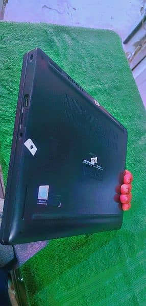 Laptop core i7 8th gen 16 GB Ram 500 SsD Touch screen 2