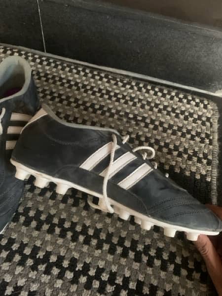Football Shoes for sale used only few times 1