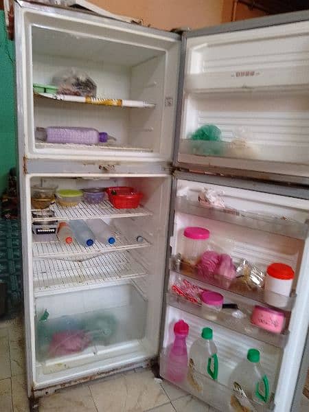 sell Dawlance fridge 1