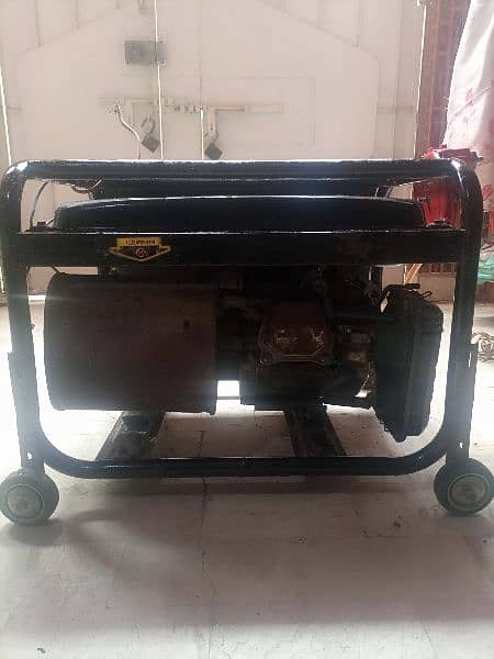 GENERATOR FOR SALE IN GOOD CONDITION 1
