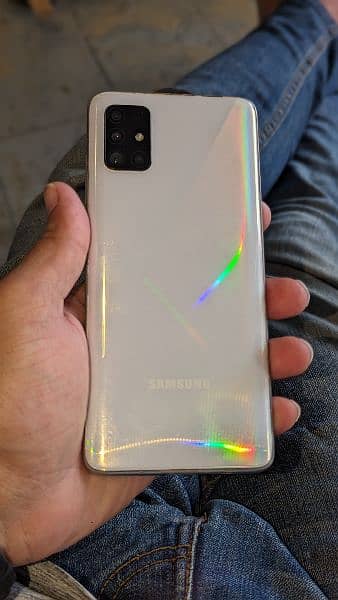 Samsung Galaxy A 51 4