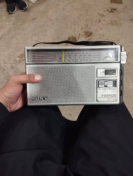 Sony Radio 4- Bands, Model- ICF J40 - Best Condition 4