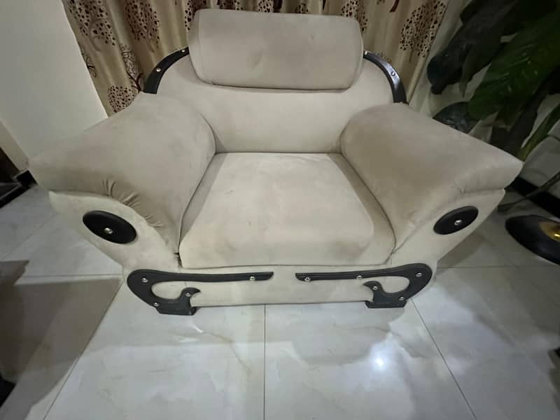 BRAND NEW SOFA FOR SALE 4
