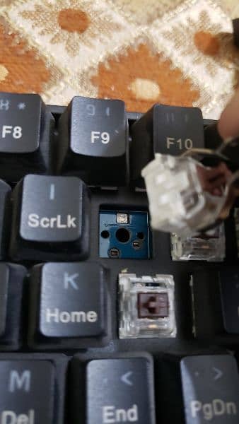Koorui 60% Mechanical Keyboard [extra switches] 4