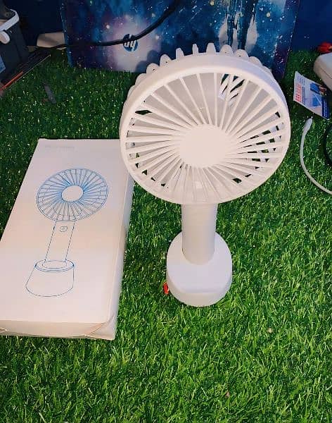 Mini Portable Fan,White 0
