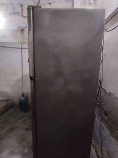 dawlance fridge in good condition 0