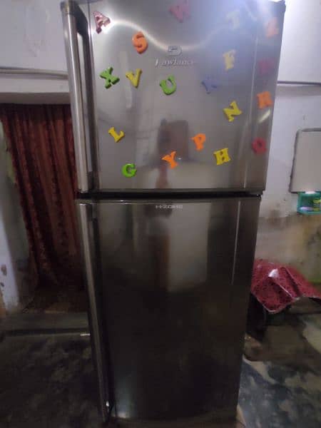 dawlance fridge in good condition 1