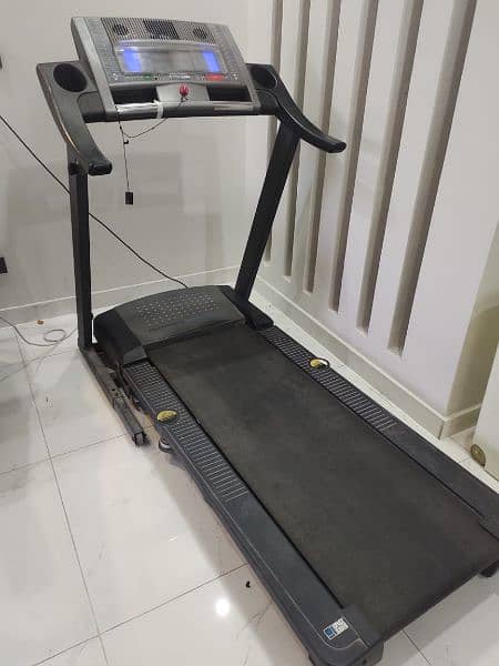 treadmill made in Korea good condition 1