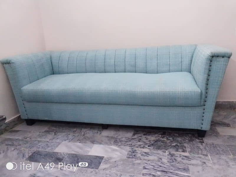 sofa for urgent sell 0