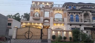 10 merla double storey brand new house in central park