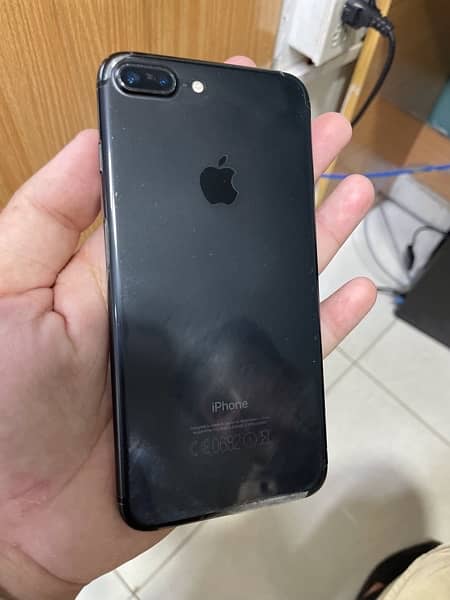 iphone 7plus pta approved 128gb 1