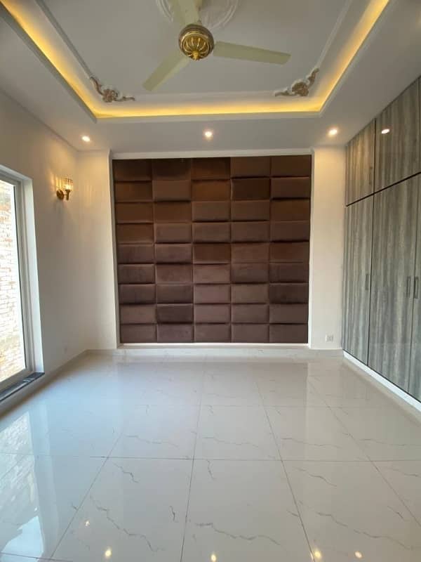 Supereb Location 5 Marla Brand New 3 Bed House In DHA 9 Town For Sale 6