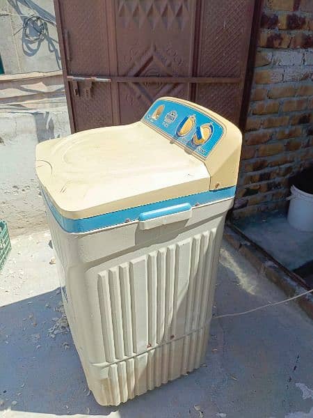 Venus washing machine 4