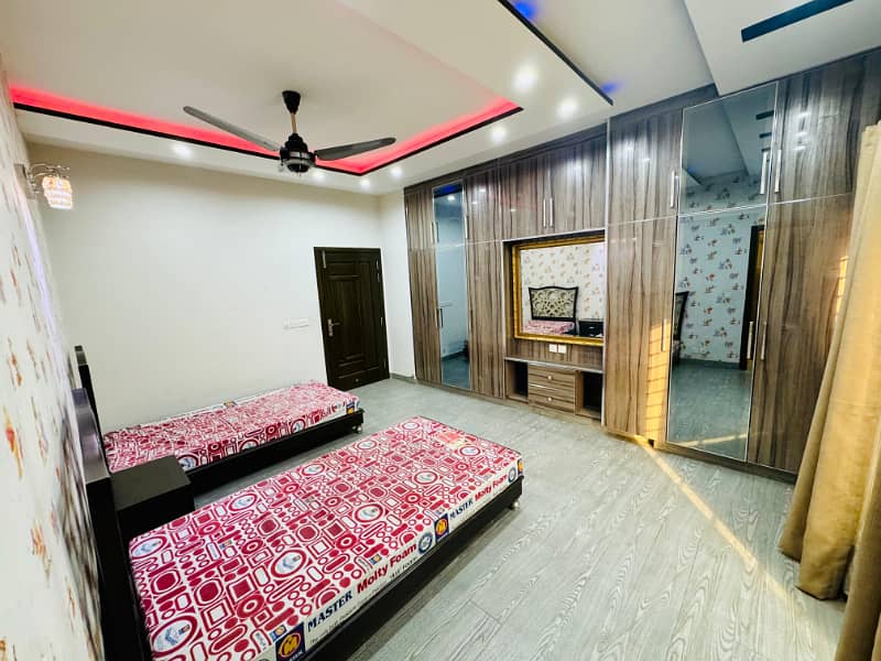 1KANAL FULLY FURNISHED UPPER PORTION AVAILABLE FOR RENT 10