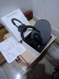 bowers and Wilkins px7 carbon edition