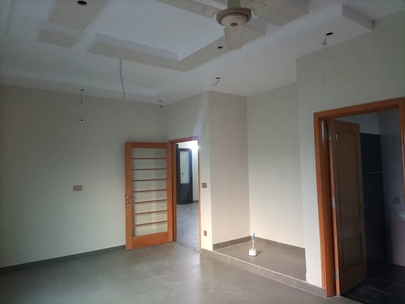 1 Kanal House 3rd Floor For Available Rent In Johar Town Phase 1 For Offices Corner or Facing Park Many CarsParking 3
